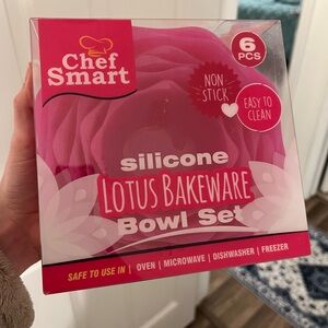 New silicone lotus bakeware bowl set of 6 in hot pink